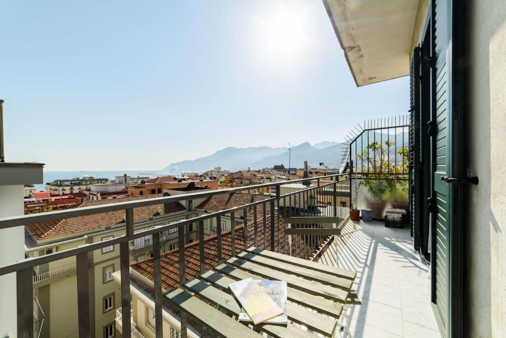 Casa Vivi Apartment Салерно Екстериор снимка